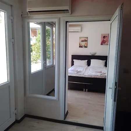 Red House شقة فيليكو ترنوفو