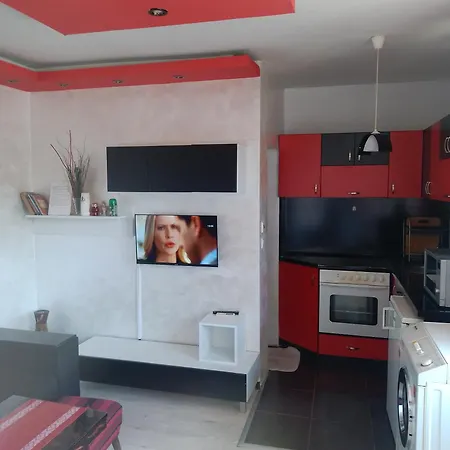 Red House شقة *