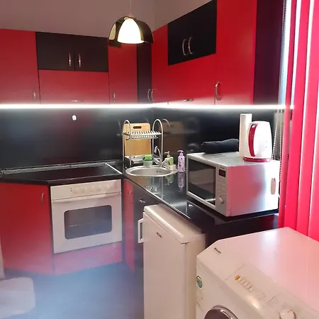 Red House شقة *