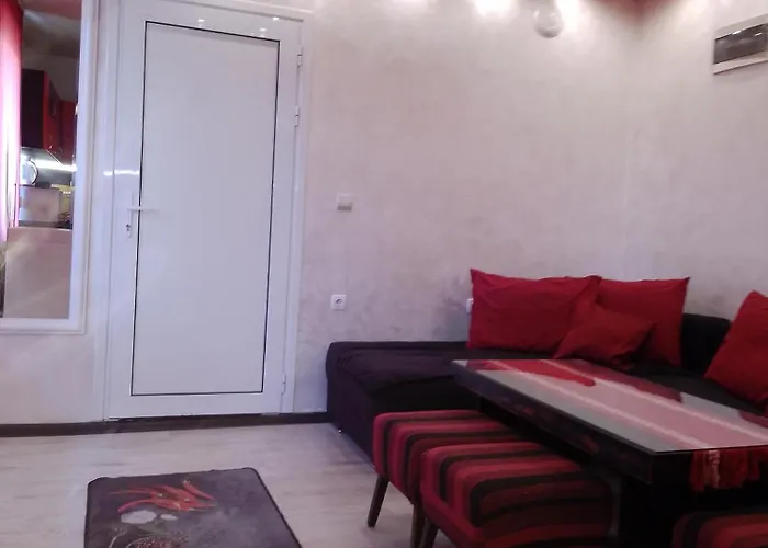 Red House * Veliko Tarnovo